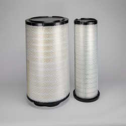 X773035 AIR FILTER KIT RADIALSEAL | RICO Europe